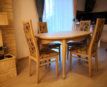 ĄŽUOLINIS STALAS "KLASIKA" (1)